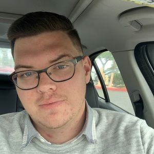 Meet your Posher, Julian